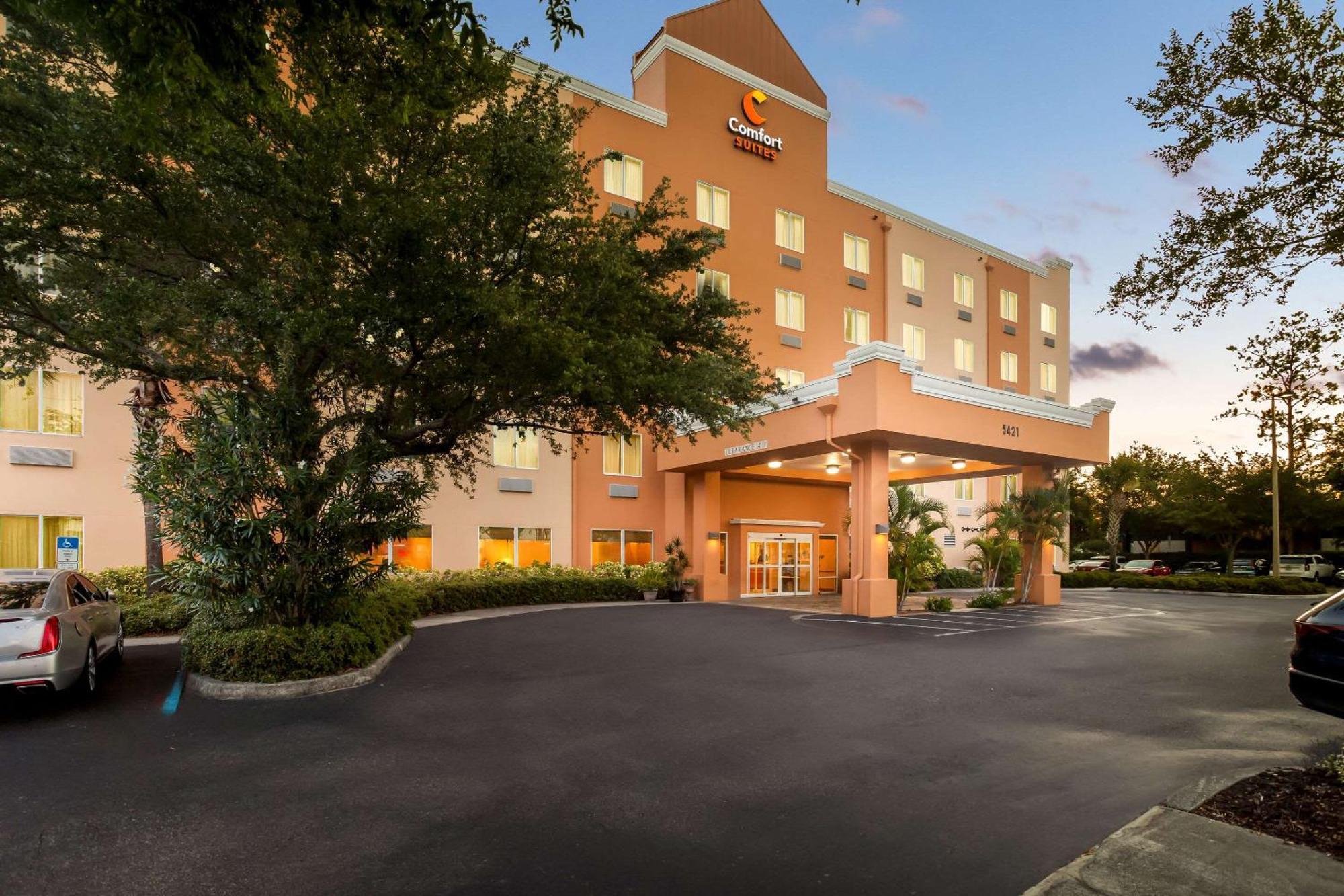Comfort Suites Tampa Airport North Exterior foto